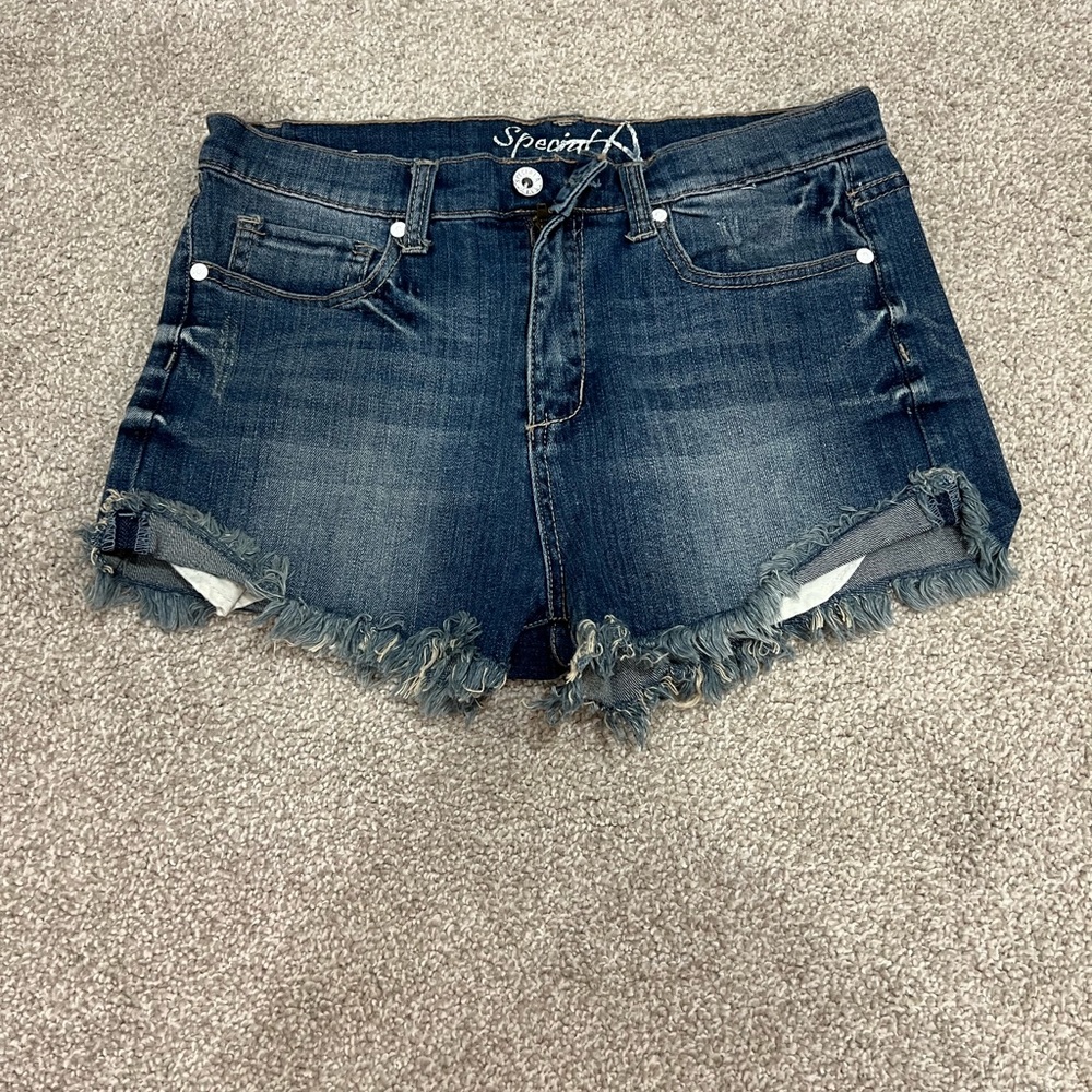 DENIM SHORTS